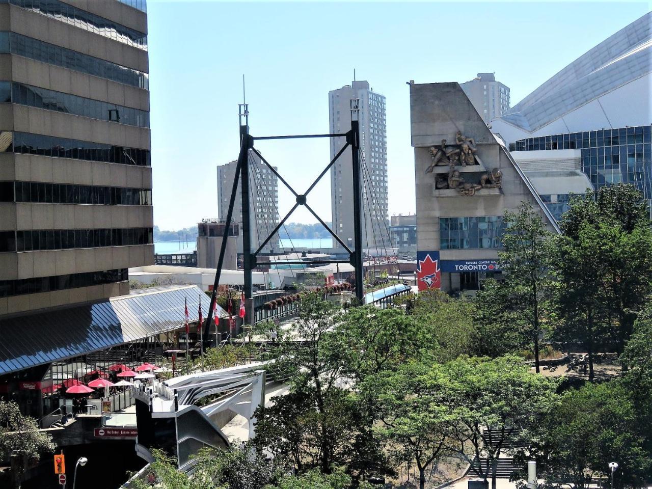 Upscale Suite At Cn Tower, Metro Convention & Rogers Centre Toronto Exterior foto